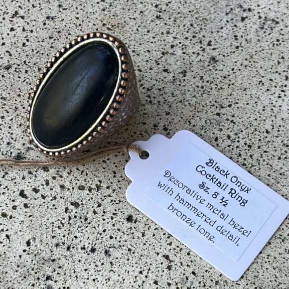 Black Onyx Cocktail Ring - size 8-1/2 - Picture 5 of 9